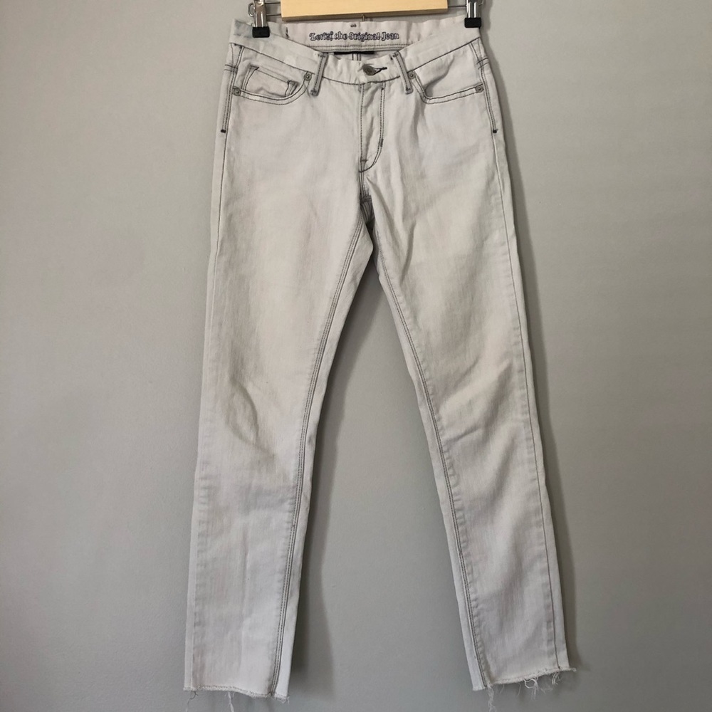 Levi’s low rise skinny women’s jeans Sz 1 Medium